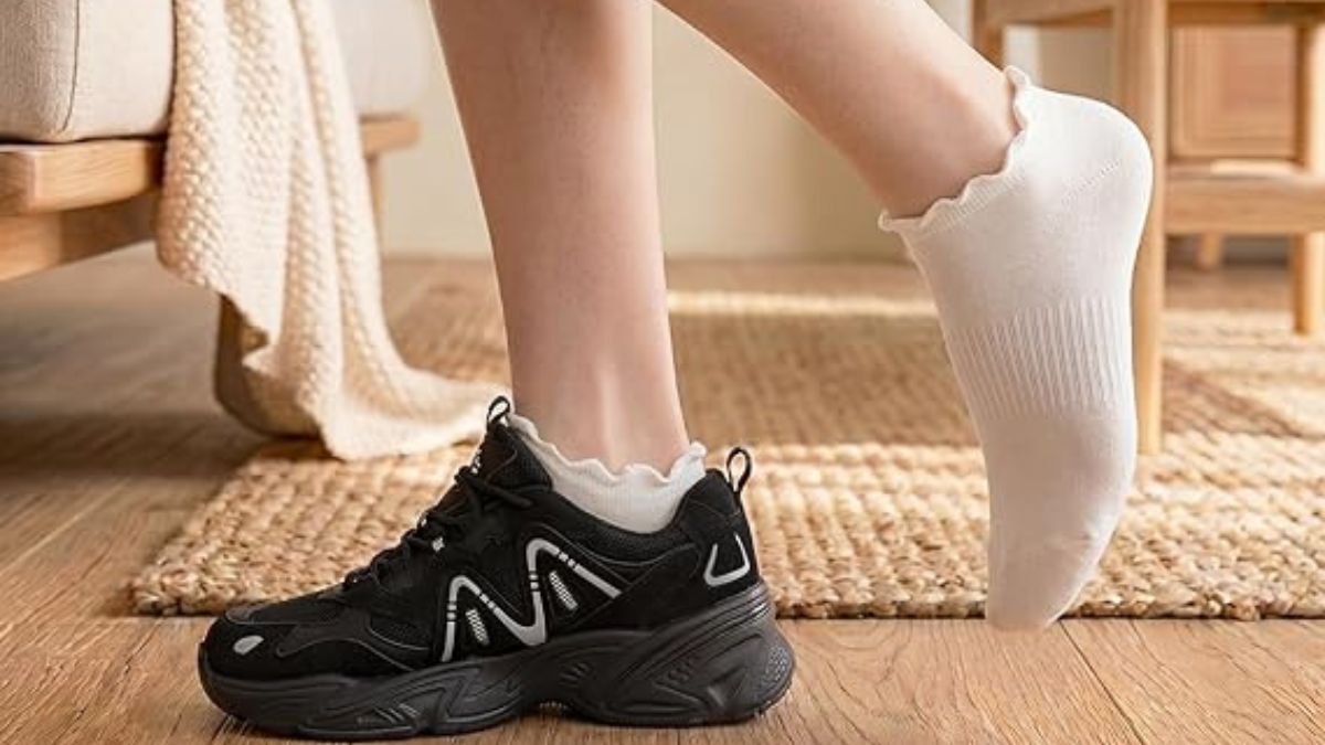 EUFANCE No Show Ruffle Socks: Cute Style Meets Everyday Comfort